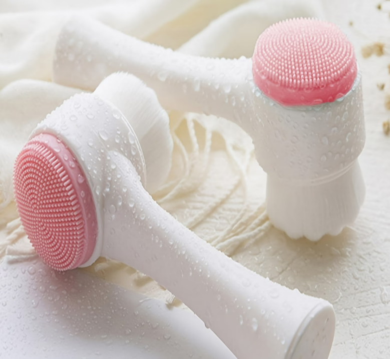 Radiant Studio™ | Double-Sided Silicone Cleansing Brush | Deep Pore Cleanser & Exfoliator